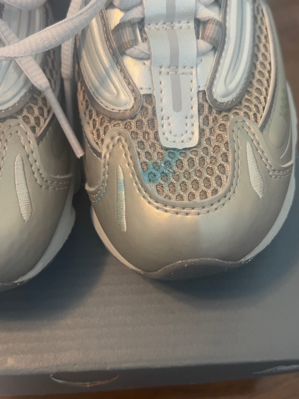 New Balance Kids Shoes 1Y - Picture 12 of 12